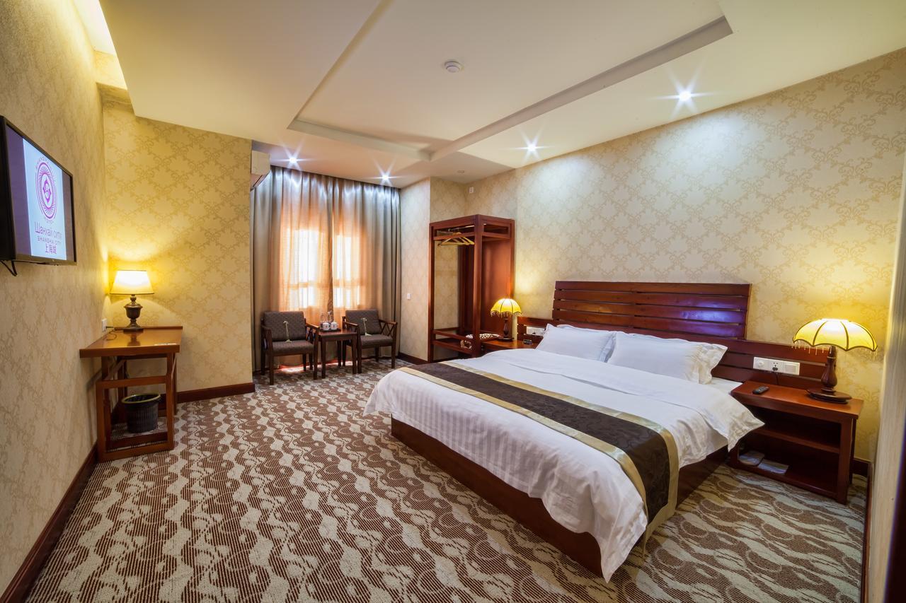 Hotel Shanghai City Osh Dış mekan fotoğraf